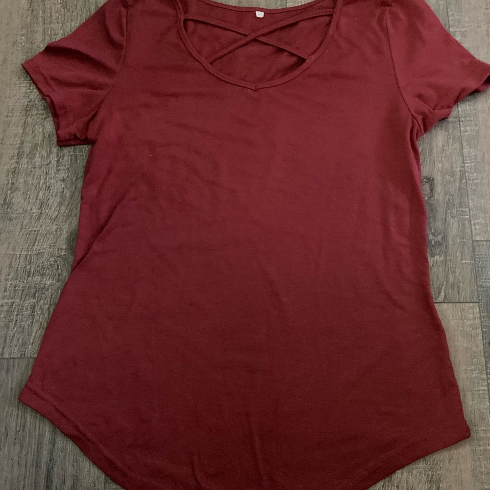 Burnt Orange / Maroonish colored tee Size medium